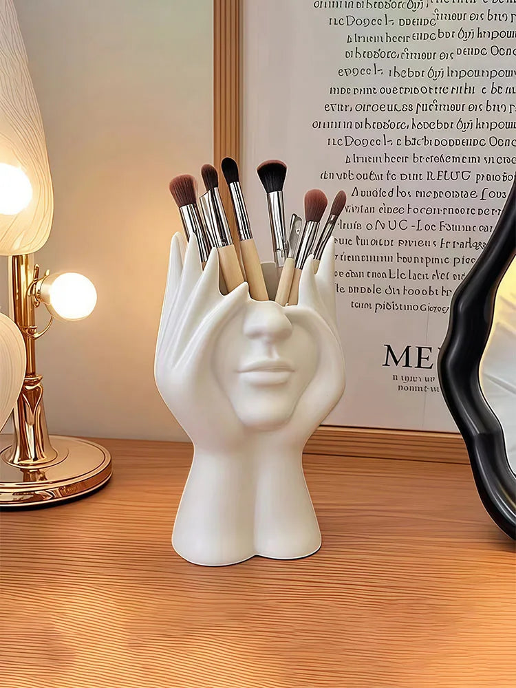 Nordic Human Body Sculpture Desk Organizer — Artistic Pen Holder for Home Office & Creative Workspace